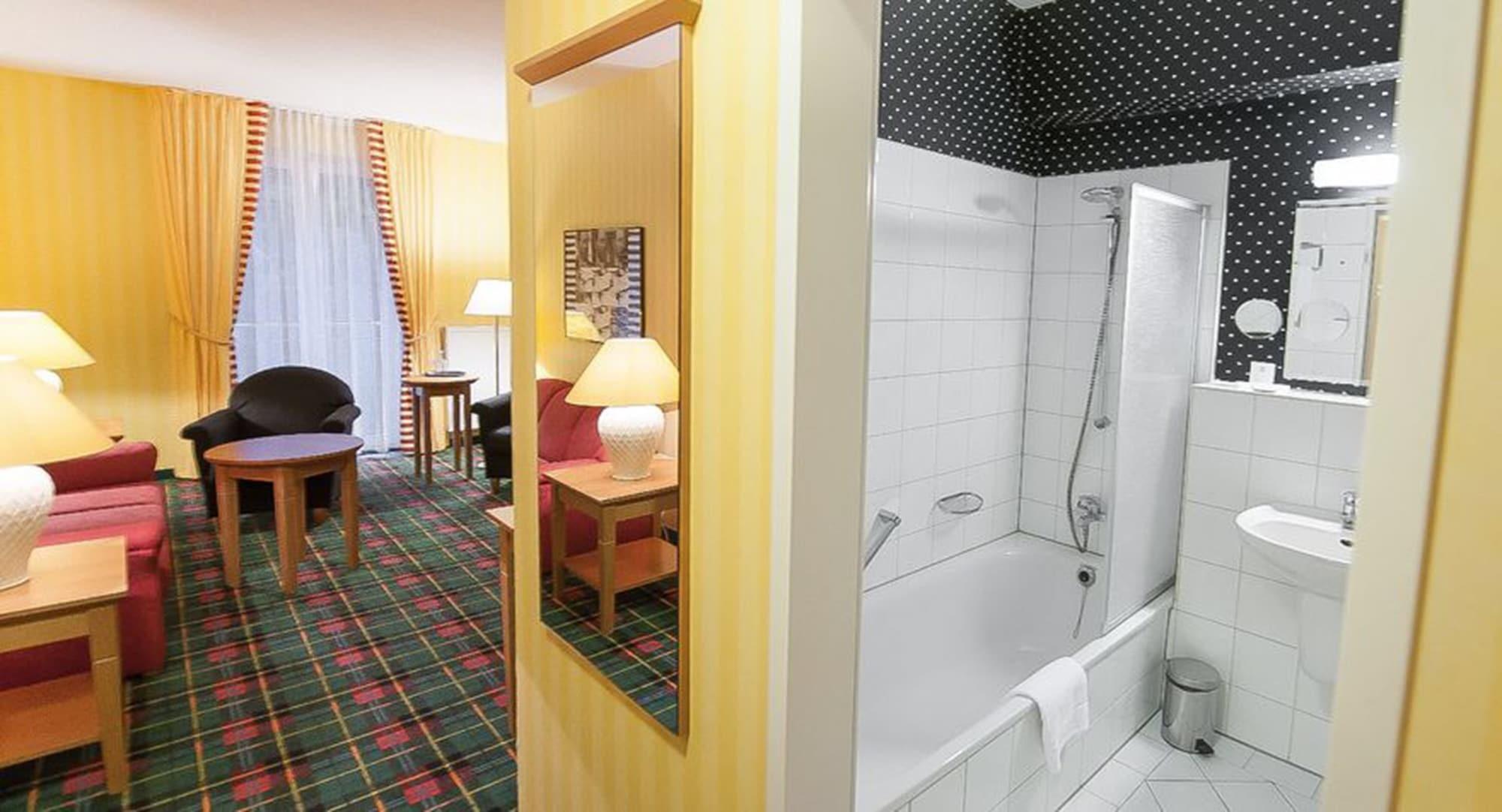 Gruenau Hotel เบอร์ลิน ภายนอก รูปภาพ