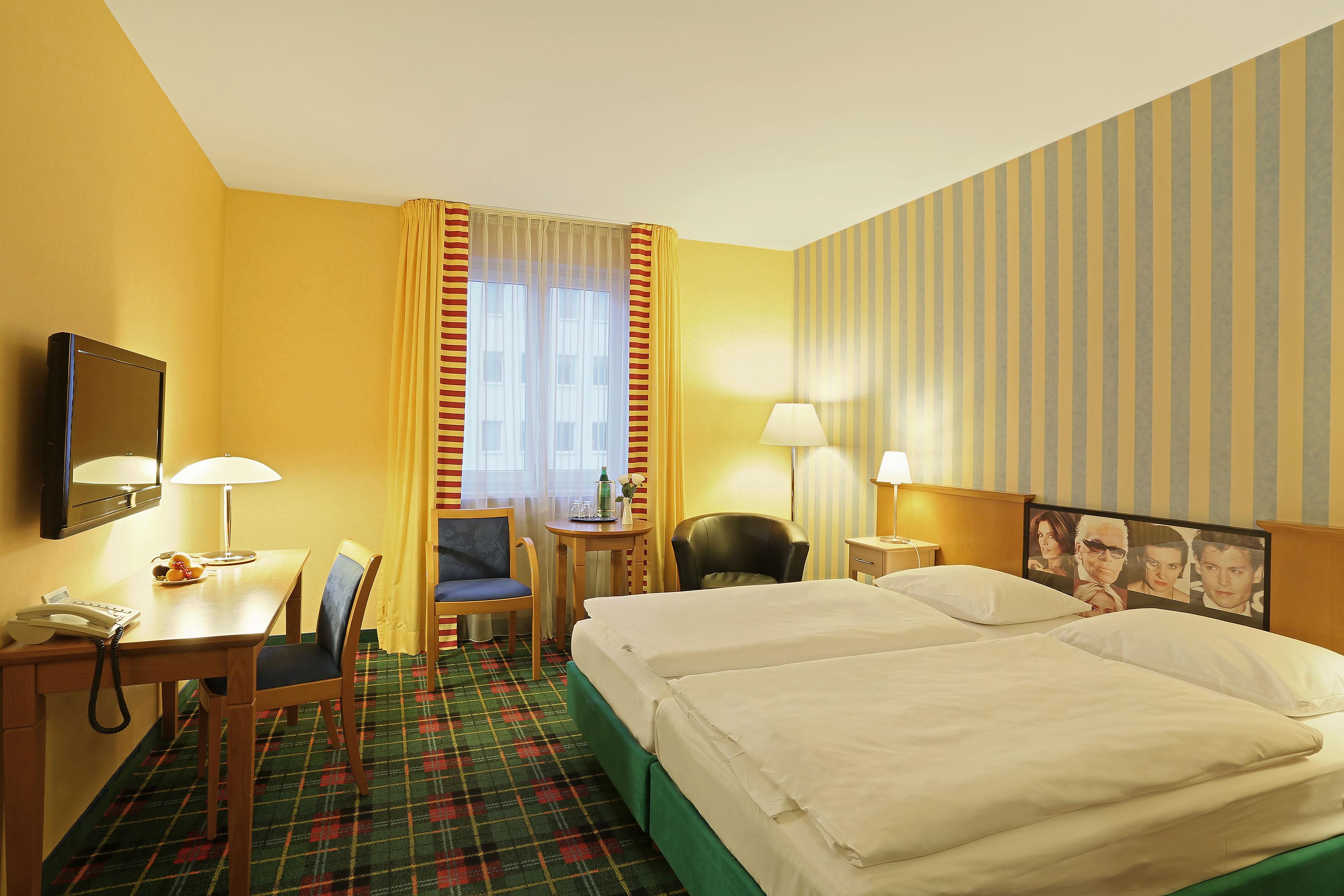 Gruenau Hotel เบอร์ลิน ภายนอก รูปภาพ