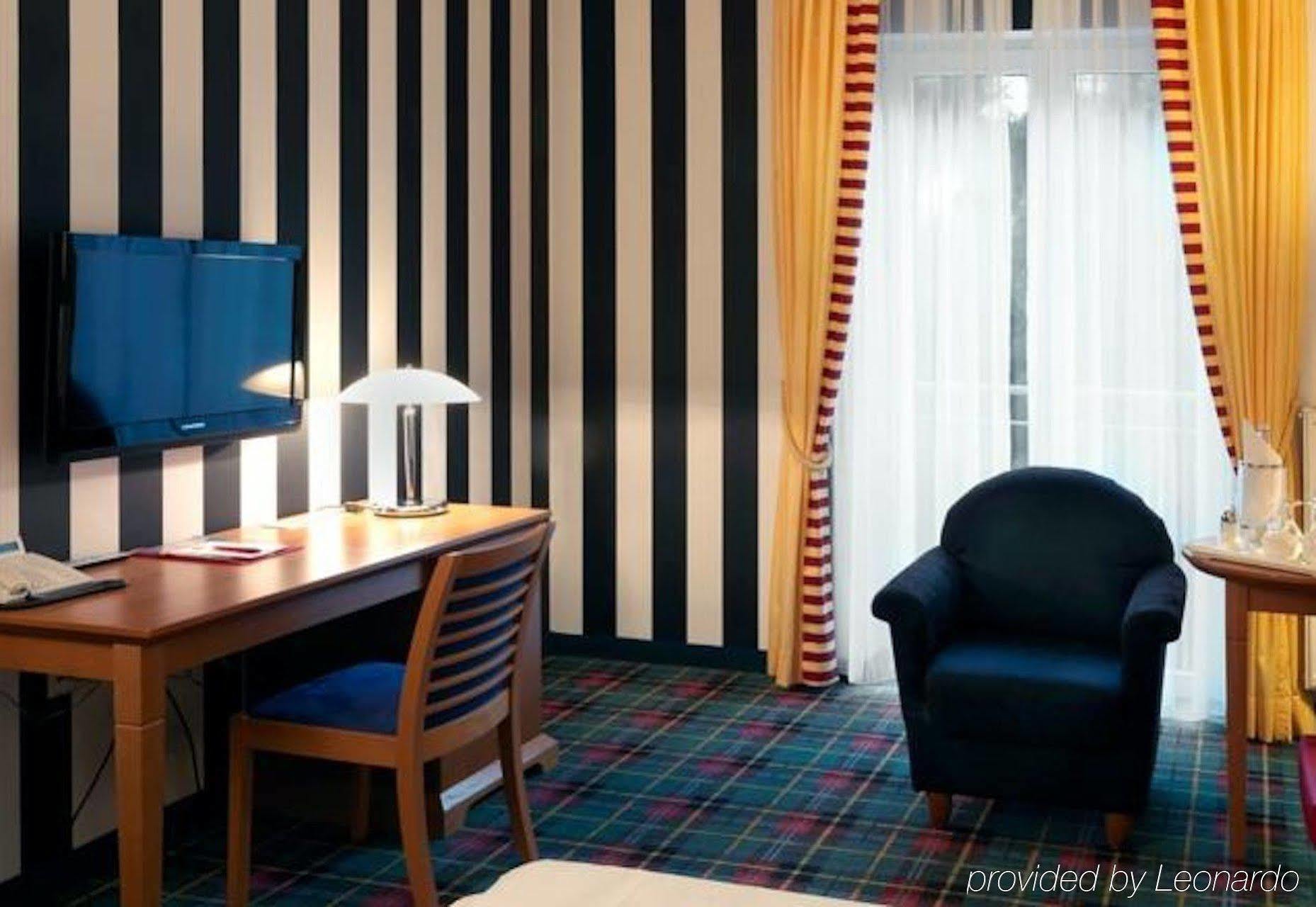 Gruenau Hotel เบอร์ลิน ภายนอก รูปภาพ